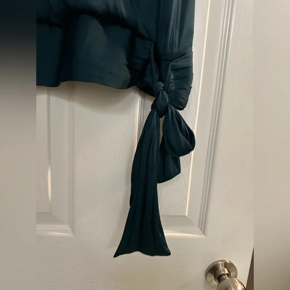 Emerald green wrap top - Picture 4 of 5